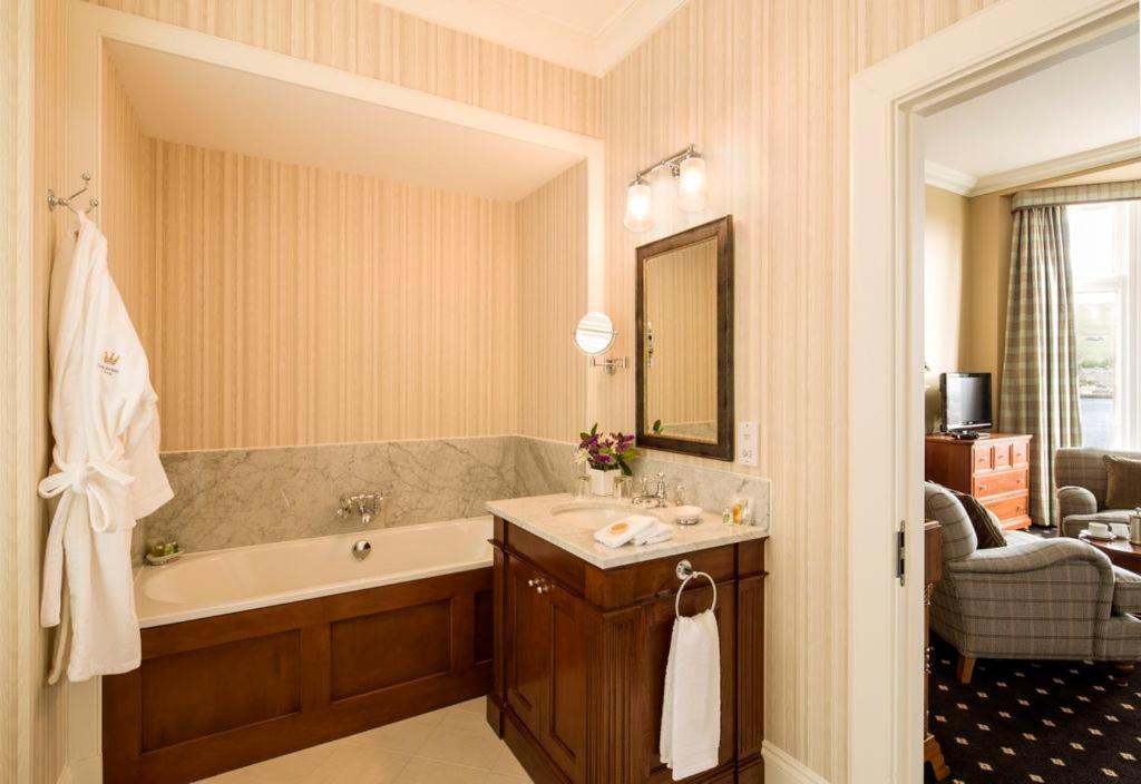 The Royal Hotel Кэмпбелтаун Номер фото